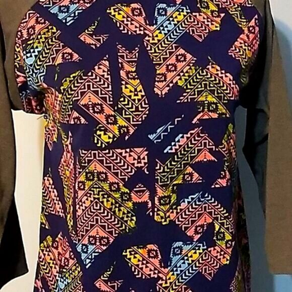 Lularoe Aztec Randy Raglan T - Picture 1 of 10